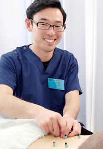あおやま鍼灸整骨院の鍼灸治療
